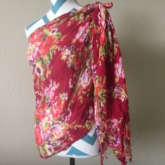 Light scarf-Multicolored red floral with fringe - Picture 4 of 5